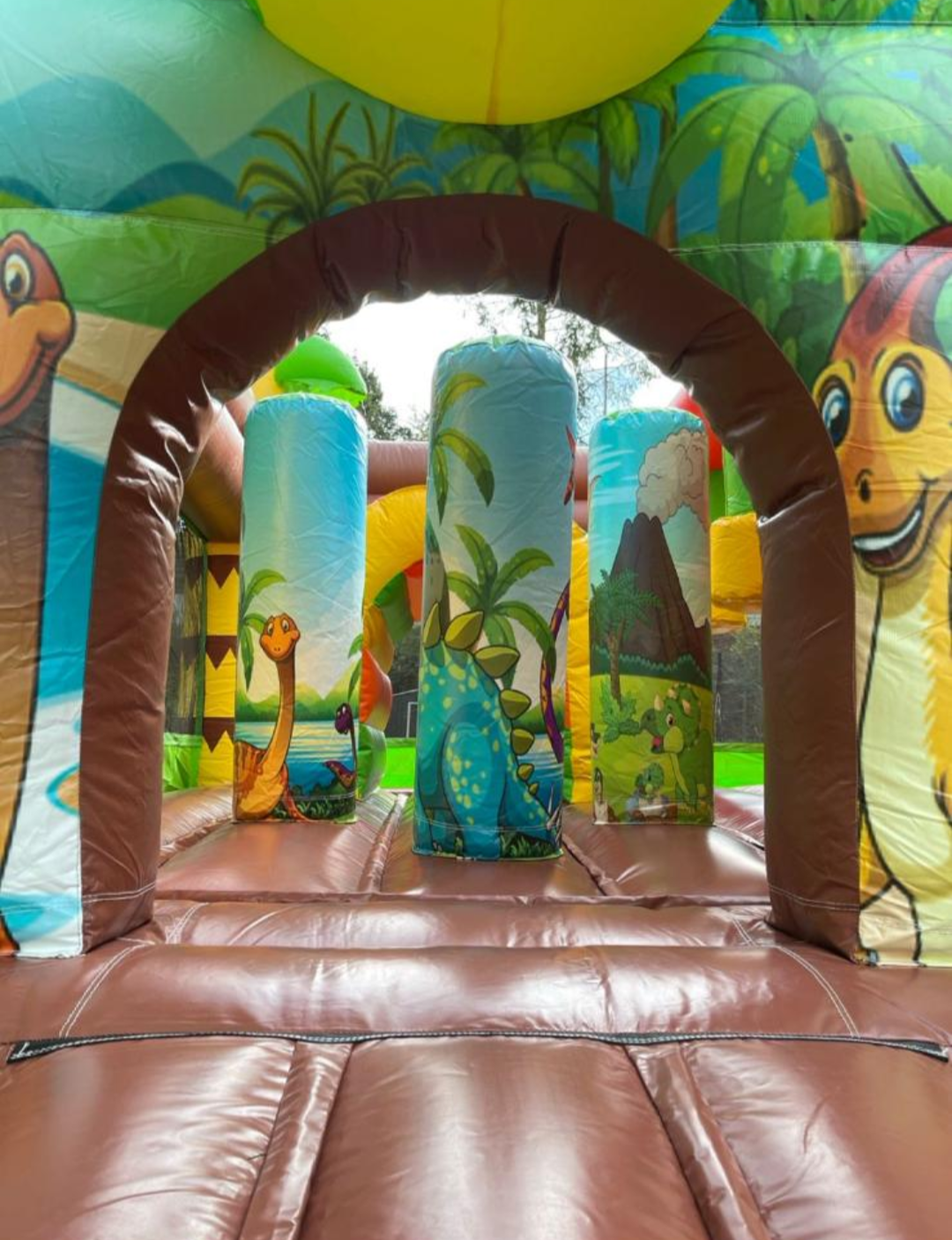 Dino, weitere Ansicht 4