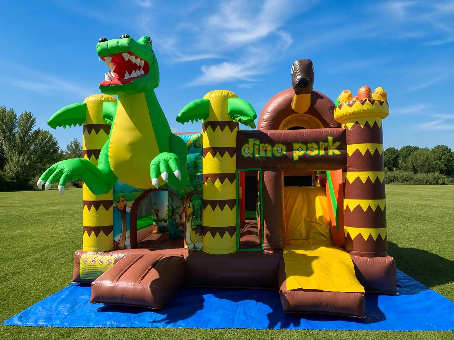 Hüpfburg Dino Park